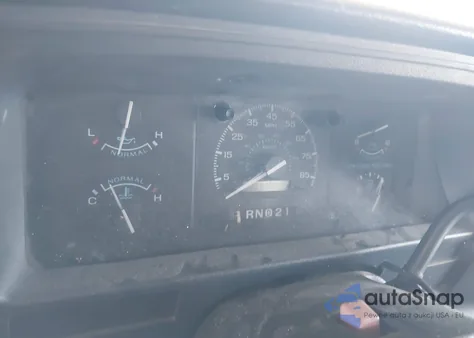 1993 Ford Econoline E350 Van z USA, uszkodzony, nr VIN 1FTJE34H2PHA67802